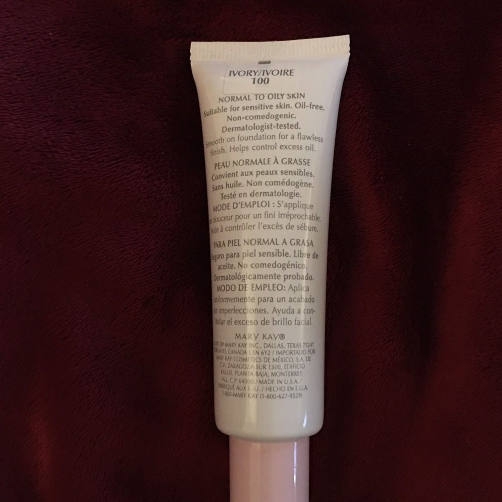 Mary Kay Medium coverage foundation 1 fluid ounce - Picture 2 of 3
